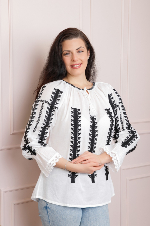 Ie traditionala alba cu motiv geometric negru Anastasia 02 - maneca lunga [0]