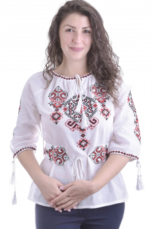 Ie cu maneca scurta - Ie traditionala alba cu motiv geometric rosu Cristiana 01