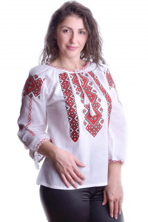 Ie traditionala alba cu motiv geometric rosu Paula 02 [1]