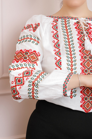 Ie traditionala alba cu motiv geometric rosu Monica [1]