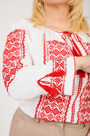 Ie traditionala alba cu motiv geometric rosu Ofelia 02 [1]