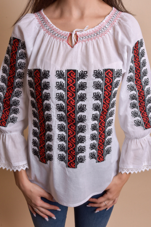 Ie traditionala alba cu motiv geometric rosu Cezara 02 [1]