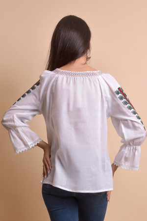 Ie traditionala alba cu motiv geometric rosu Cezara 02 [6]
