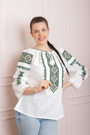 Ie traditionala alba cu motiv geometric verde Constanta 04 - maneca lunga [2]