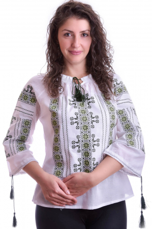 Ie cu maneca scurta - Ie traditionala alba cu motiv geometric verde Viorela 02
