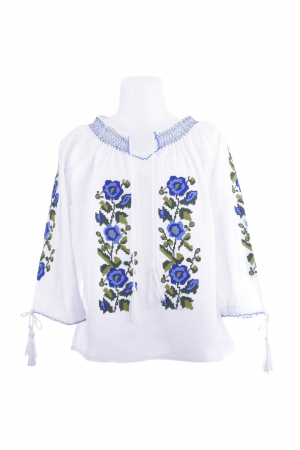 Ie traditionala alba pentru fetite cu motiv floral albastru Camelia [0]