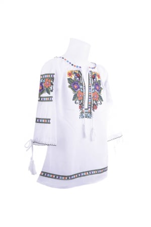Ie traditionala alba pentru fetite cu motiv floral multicolor Sabina [2]