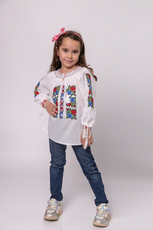 Ie traditionala alba pentru fetite cu motiv floral multicolor Ada [4]