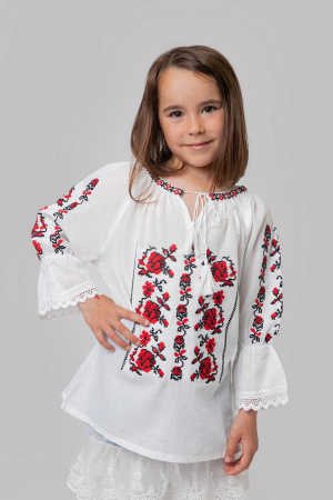 Ie traditionala alba pentru fetite cu motiv floral rosu Evelina [0]