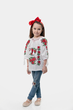 Ie traditionala alba pentru fetite cu motiv floral rosu Isabela [3]