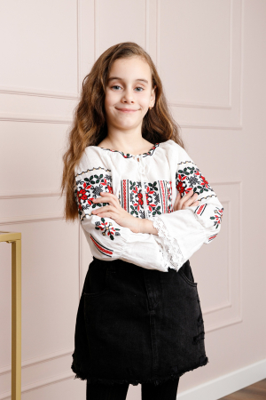 Ie traditionala alba pentru fetite cu motiv floral rosu Mirabela [0]