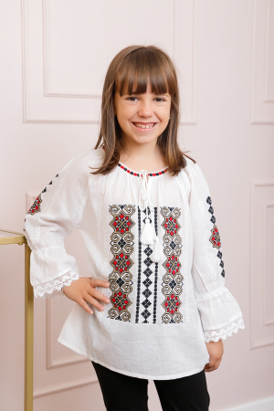 Imbracaminte Fetite - Ie traditionala alba pentru fetite cu motiv geometric multicolor Raluca