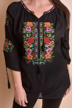 Bluza neagra cu motiv multicolor Ela 02 [1]