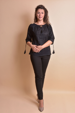 Ie traditionala neagra cu motiv geometric negru Rebeca [5]