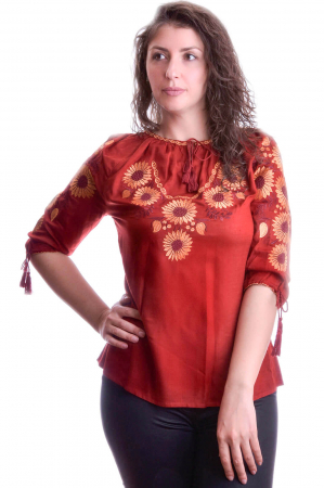 Bluze cu motive traditionale - Bluza rosie cu motiv portocaliu Sandra 02