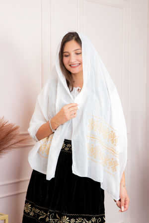 Brauri si marame - Marama traditionala alba cu broderie geometrica aurie Ramona 03