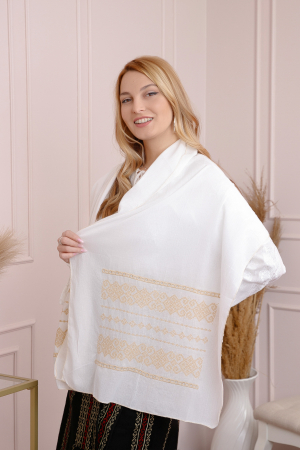 Marama traditionala alba cu broderie geometrica crem Dorina [3]