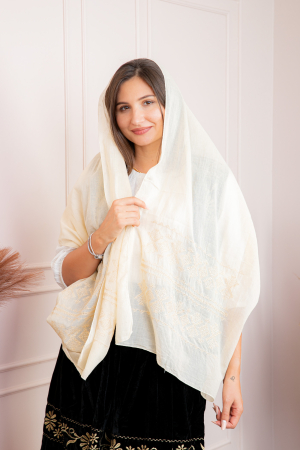 Brauri si marame - Marama traditionala crem cu broderie geometrica aurie Ramona 04