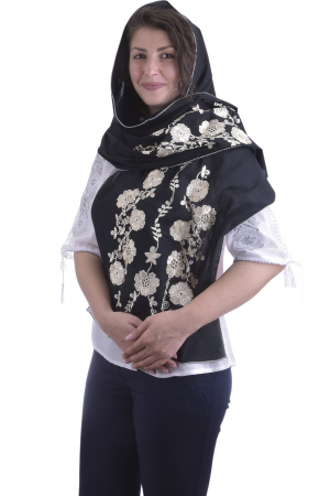 Marama traditionala neagra cu broderie florala aurie Ileana [1]
