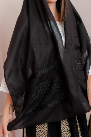 Marama traditionala neagra cu broderie geometrica neagra Ancuta 02 [1]