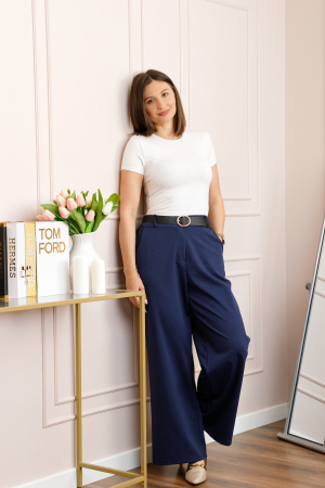 Pantaloni bleumarin evazati cu talie elastica la spate si curea reglabila Molly [2]