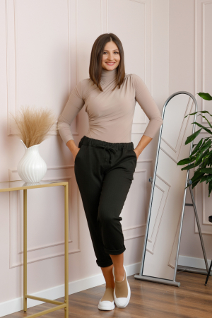 Pantaloni casual Kayla cu buzunare laterale si snur reglabil - Gri [3]