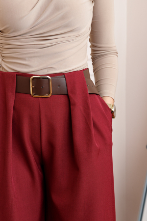 Pantaloni dama Judith grena cu croi larg si talie inalta cu curea [1]