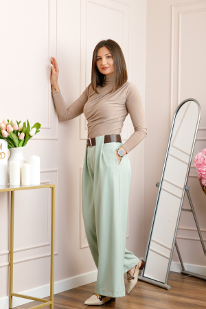 Pantaloni dama Judith verde salvie cu croi larg si talie inalta cu curea [3]