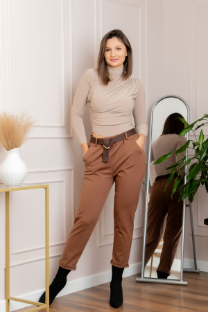 Pantaloni maro deschis lejeri cu talie elastica si curea ajustabila [2]