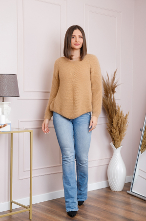 Pulover Bella pufos crem cu maneci raglan [3]