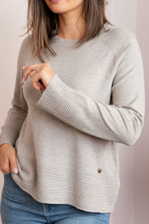 Pulover dama bej cu casmir si maneci raglan Lacey [1]