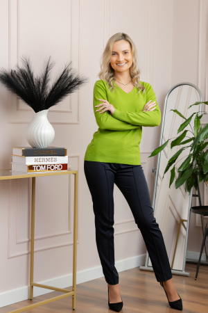 Pulover Gabriella din tricot subtire cu decolteu in V - Verde praz [3]