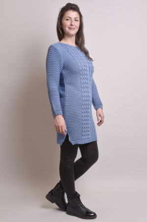 Pulover lung albastru deschis cu model impletit [5]