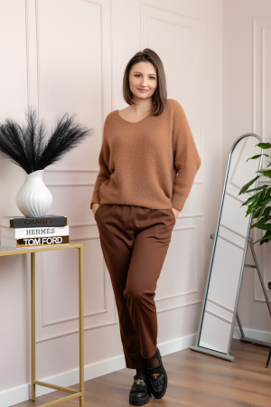 Pulover pufos camel cu maneci largi [3]