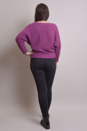 Pulover pufos fuchsia cu maneci largi [6]