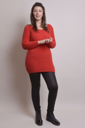 Pulover pufos rosu tip rochie [4]