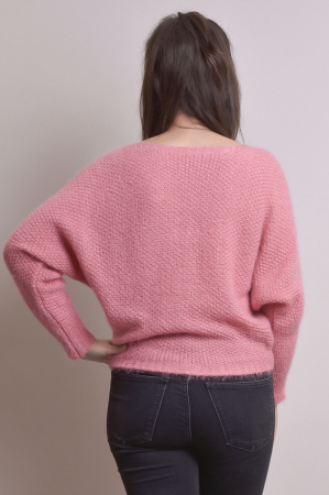 Pulover pufos roz cu maneci largi [2]