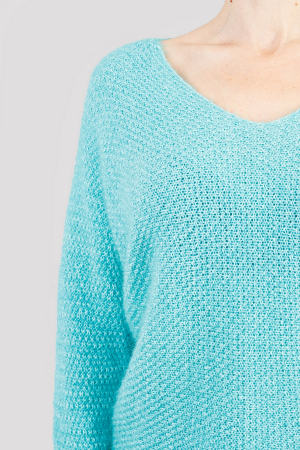 Pulover pufos turcoaz deschis cu maneci largi [1]