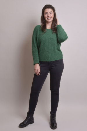 Pulover pufos verde smarald cu maneci largi [4]