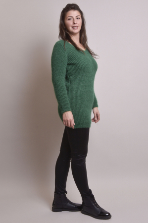 Pulover pufos verde smarald tip rochie [5]