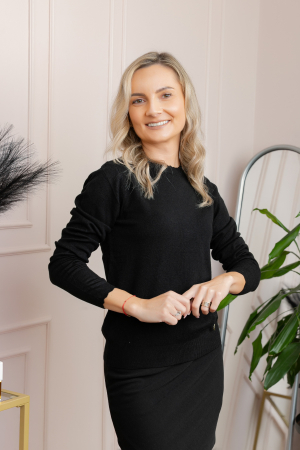 Pulover tricotat fin cu detalii ondulate Caroline - Negru [2]