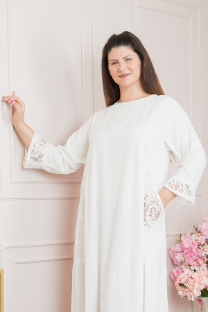 Rochie alba boho chic cu aplicatii florale din dantela [3]