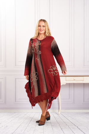 Rochie grena boho chic tricotata cu baza asimetrica si model floral [1]