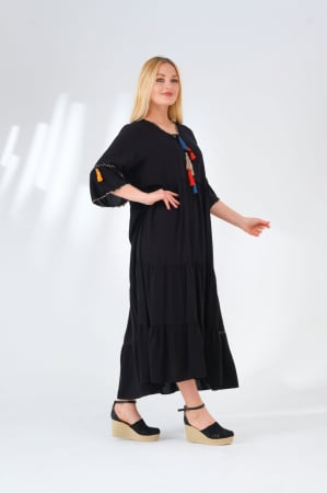 Rochie neagra boho chic cu ciucuri colorati [1]