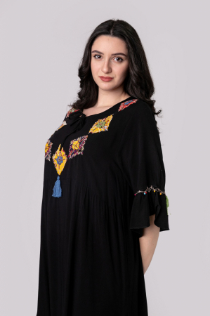 Rochie neagra boho chic cu romburi si ciucuri [2]