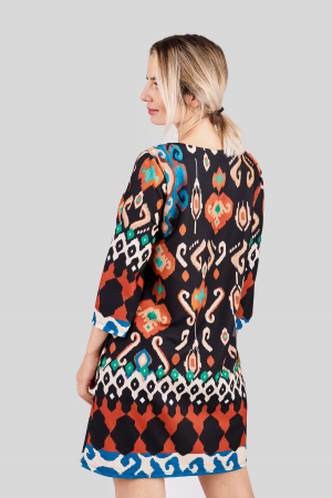 Rochie neagra cu imprimeuri mandala multicolore si maneci trei sferturi [3]