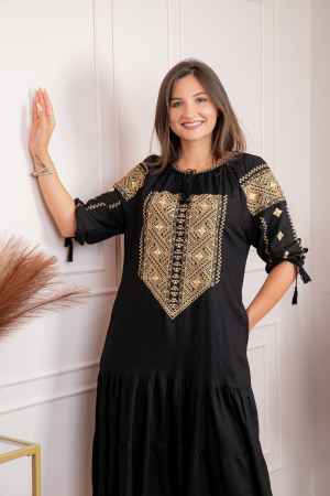 Rochie neagra cu motiv geometric auriu Ivona 01 [1]