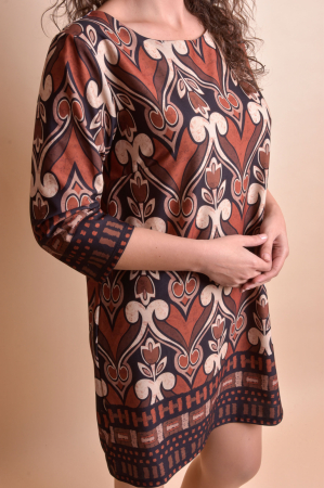 Rochie office maro cu imprimeu multicolor si maneci trei sferturi [3]