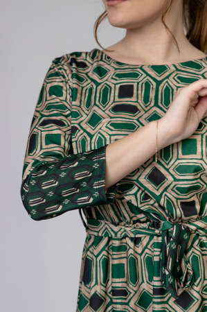 Rochie office verde smarald cu imprimeuri geometrice crem si cordon in talie [1]
