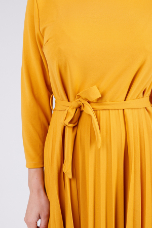 Rochie plisata galben mustar cu maneci trei sferturi si cordon in talie [2]